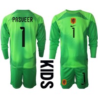 Echipament fotbal Olanda Remko Pasveer #1 Portar Tricou Acasa Mondial 2022 pentru copii maneca lunga (+ Pantaloni scurti)